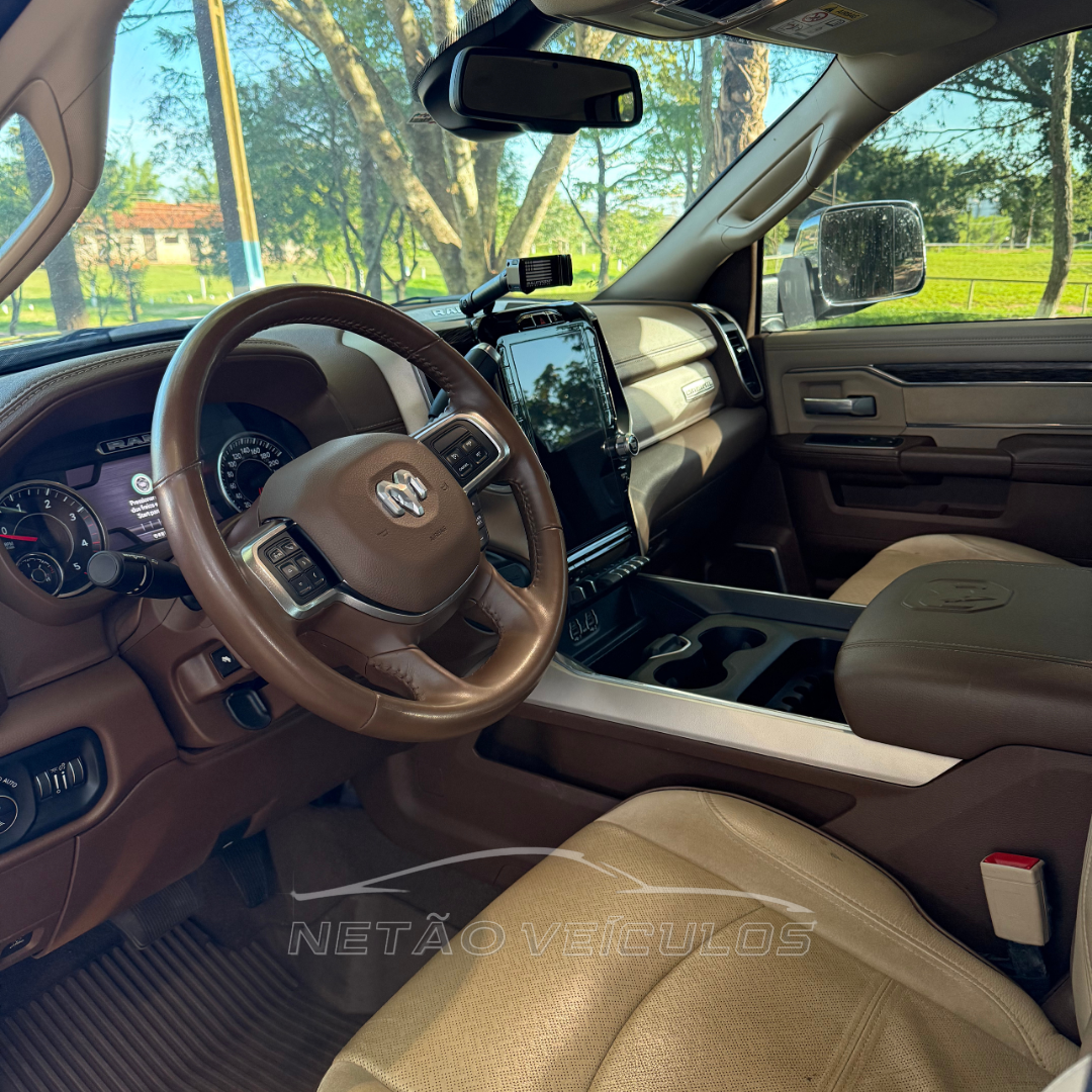 RAM 2500 LARAMIE 2021 - RAM