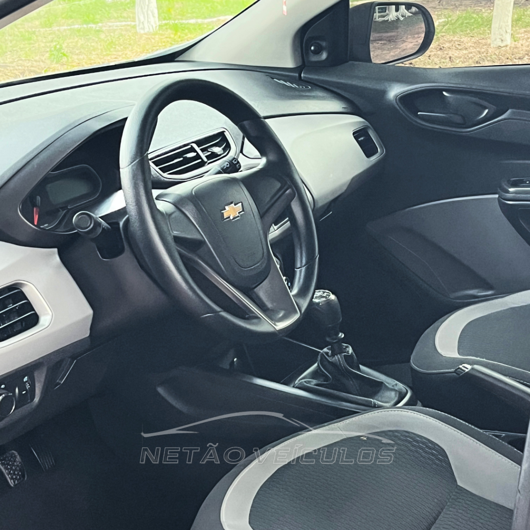 ONIX LT 2015 – CHEVROLET