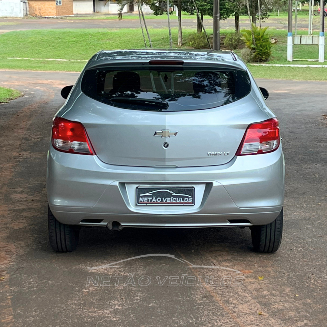 ONIX LT 2015 – CHEVROLET
