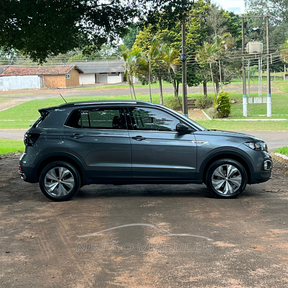 T-CROSS HIGHLINE 2020 – VOLKSWAGEN