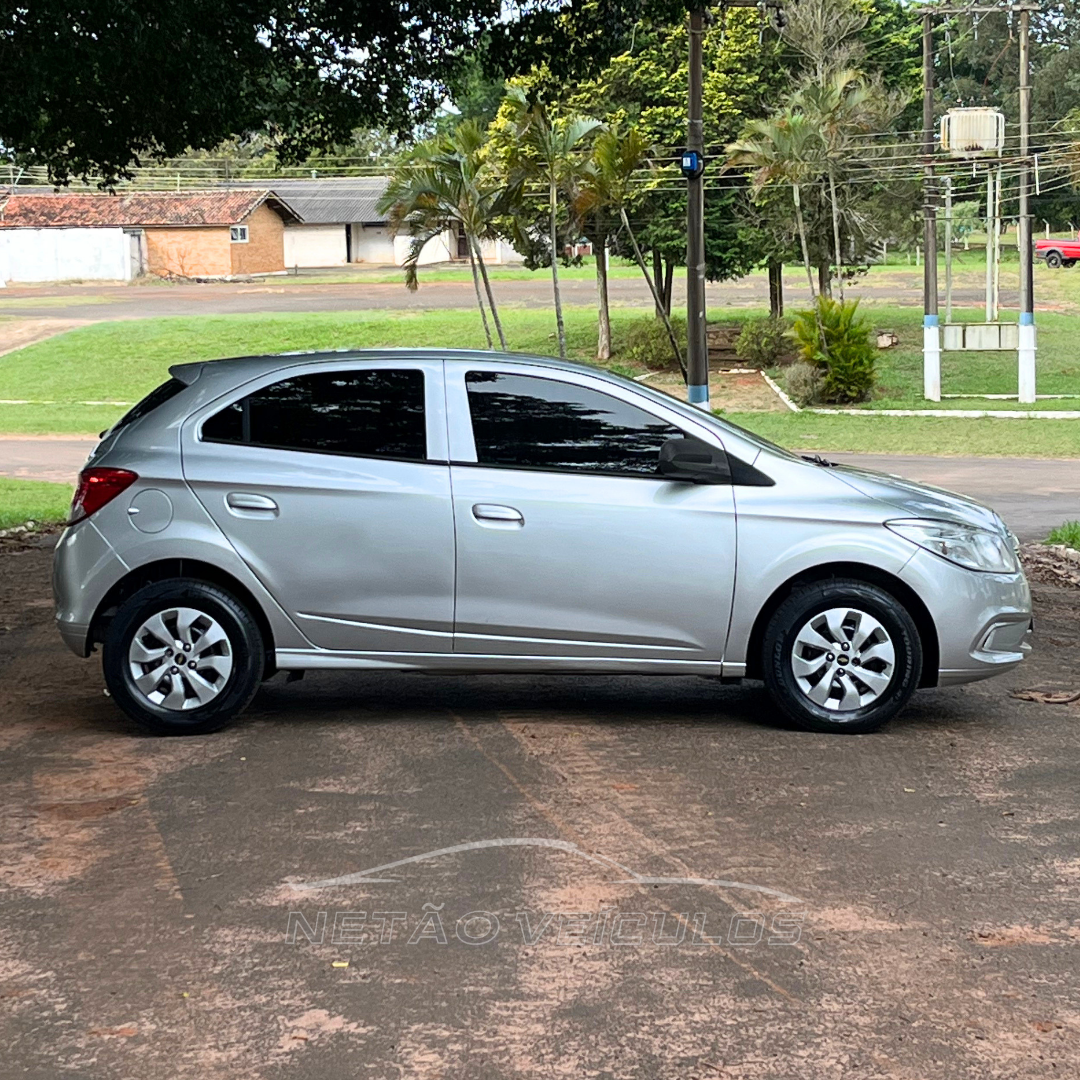 ONIX LT 2015 – CHEVROLET