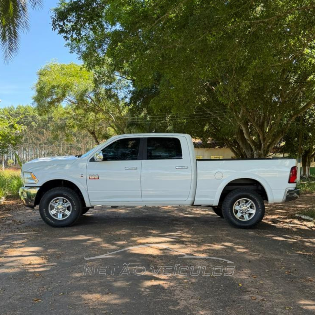 DODGE RAM LARAMIE - 2012