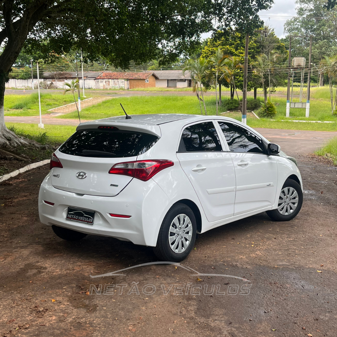 HB20 COMFORT 2015 – HYUNDAI