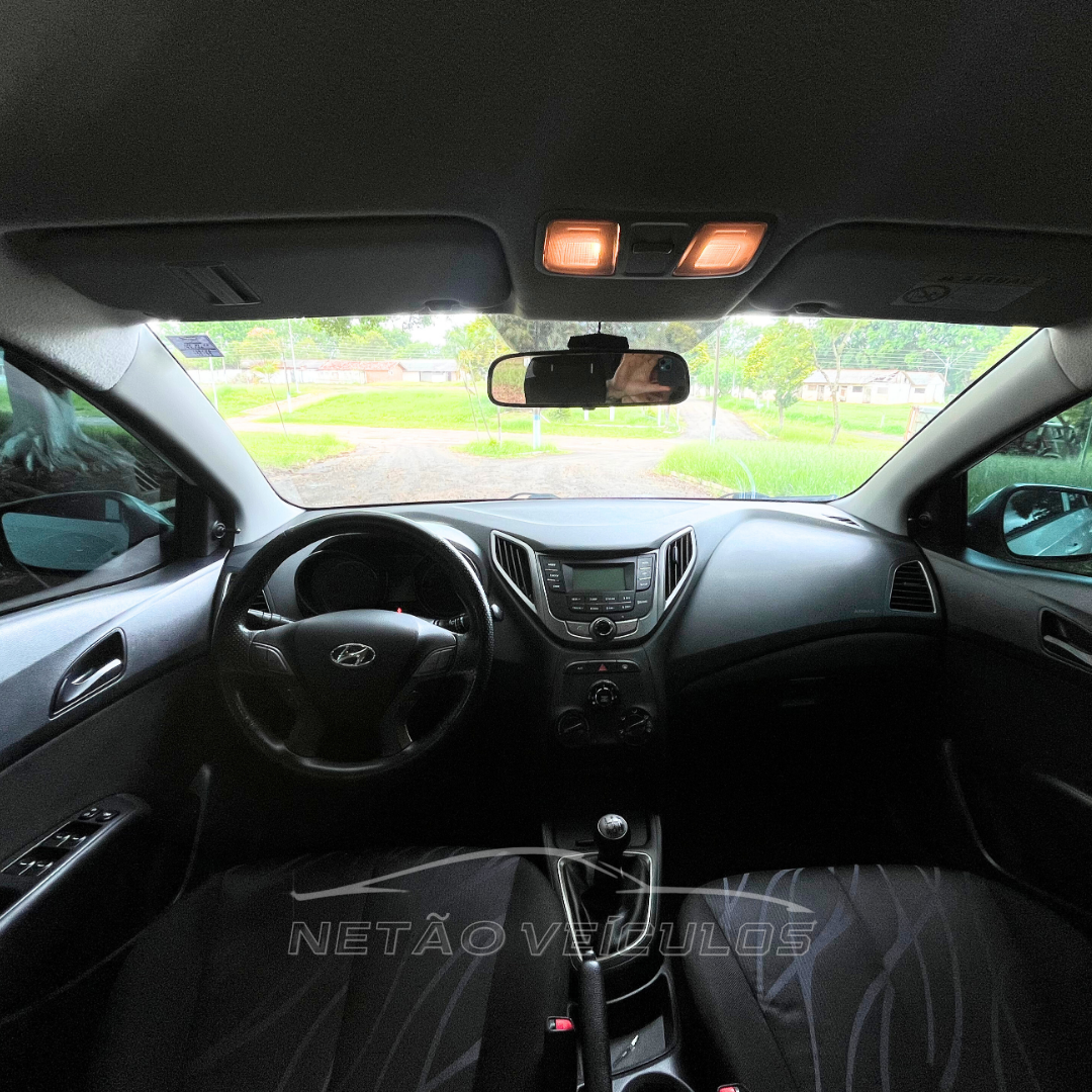 HB20 COMFORT 2015 – HYUNDAI