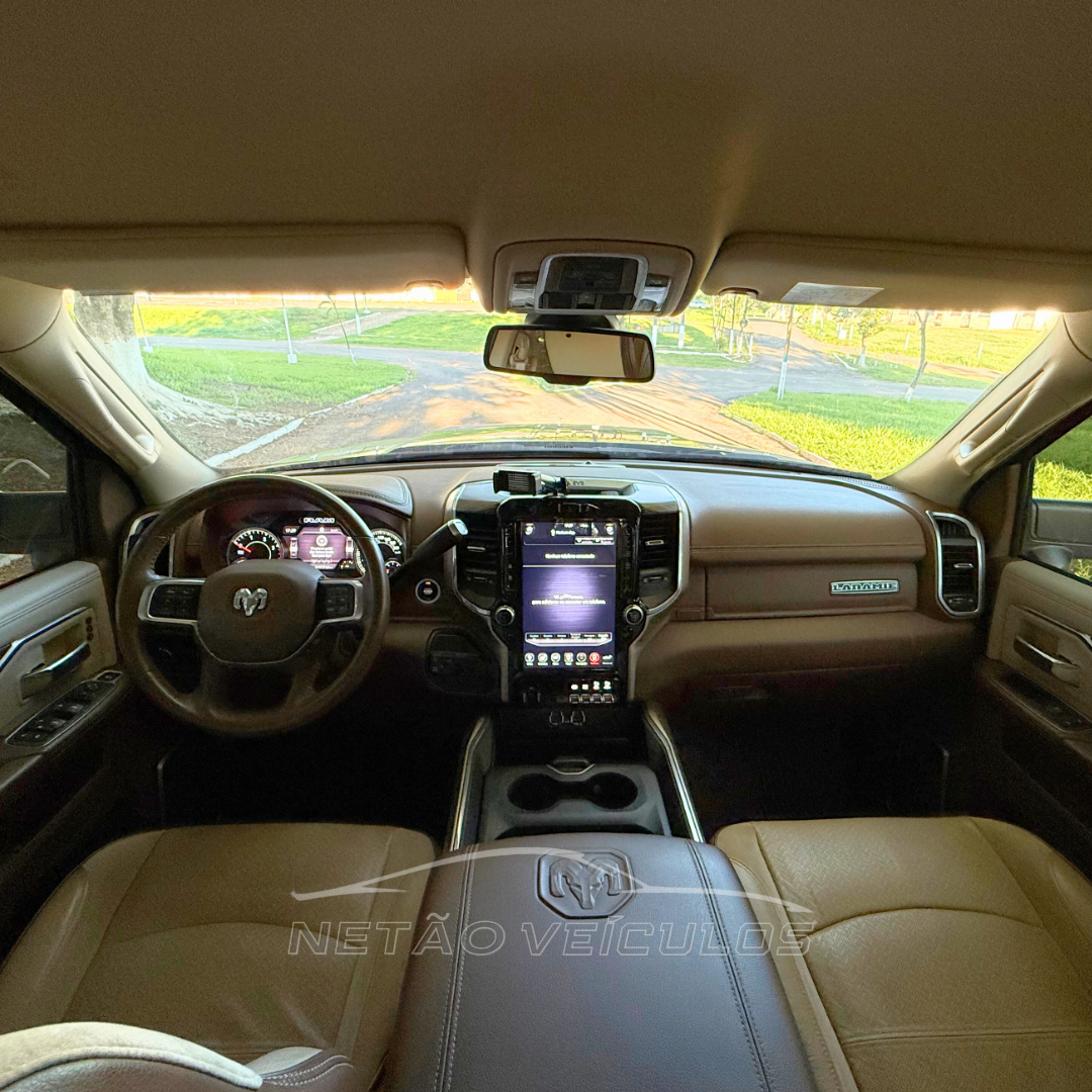 RAM 2500 LARAMIE 2021 - RAM