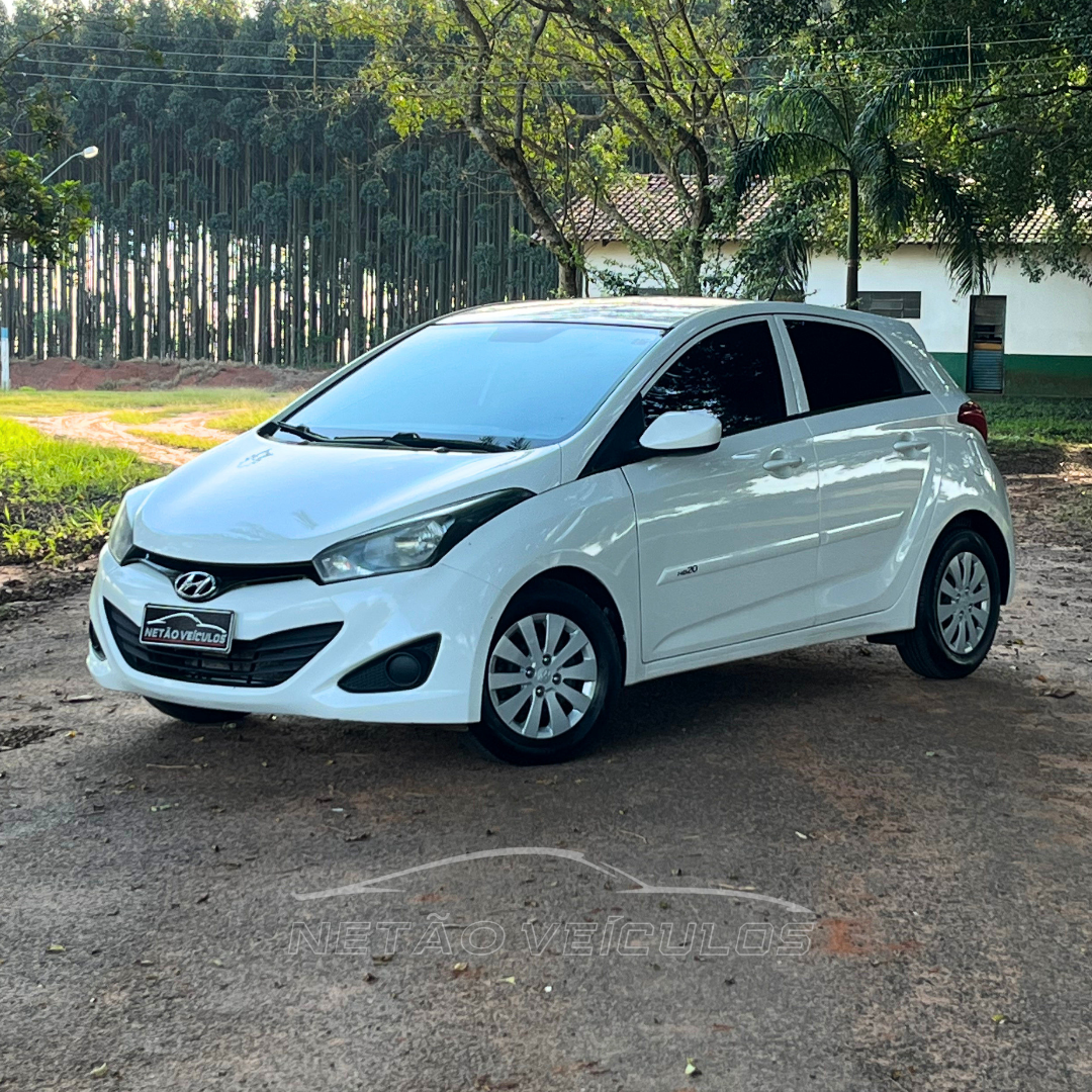 HB20 2015 – HYUNDAI