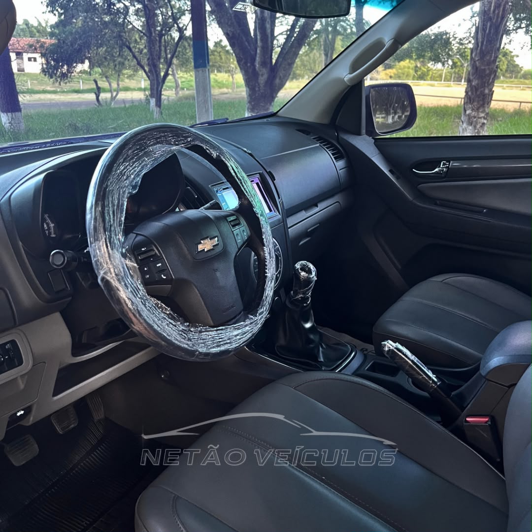 S10 PICK-UP LTZ 2013 – CHEVROLET